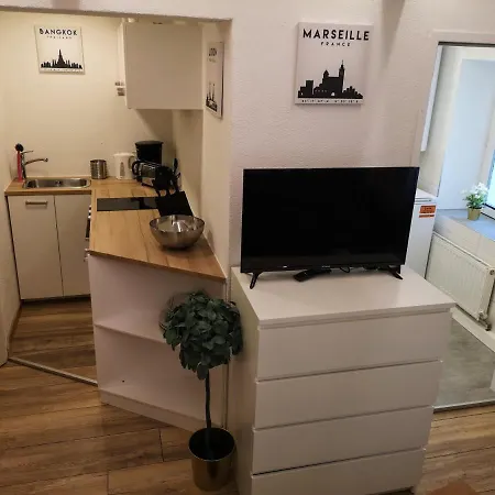 Center Old Town Apartment *